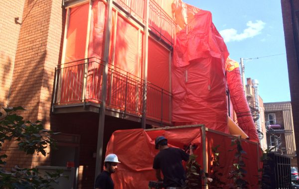 Habitations Plaza Laurier II — Maçonnerie et décontamination fongique