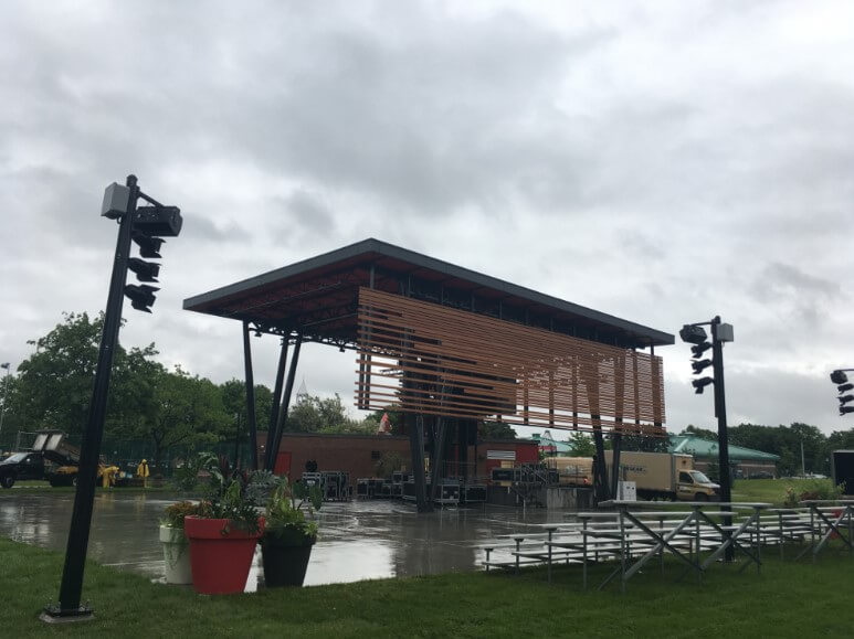 Parc Wilfrid-Bastien — Aménagement d’une scène extérieure